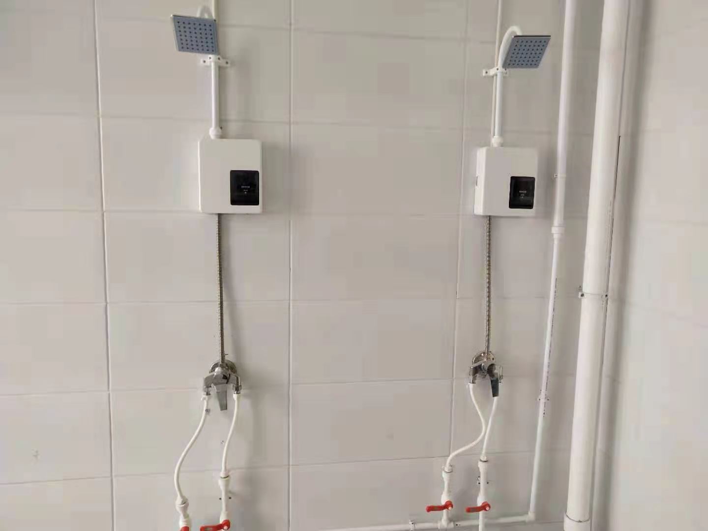 TB-201刷卡式感應淋浴器（明裝）